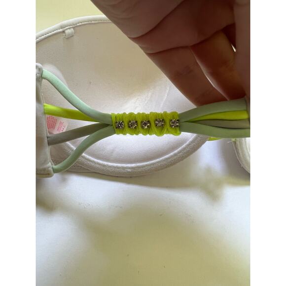 NWT Victoria's Secret Women's Push-Up Bandeau Bikini Swim Top White Size 34C - Picture 9 of 11